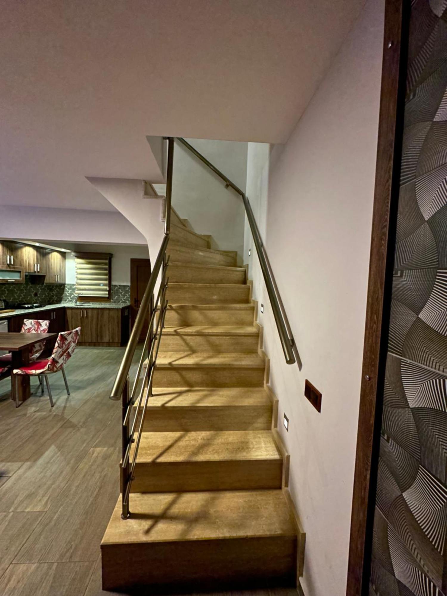 Dolphin Apart Otel Sarıgerme