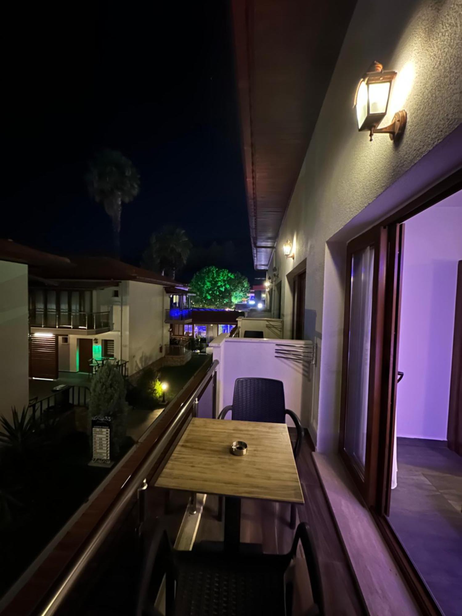 Apart Otel Dolphin 3*
