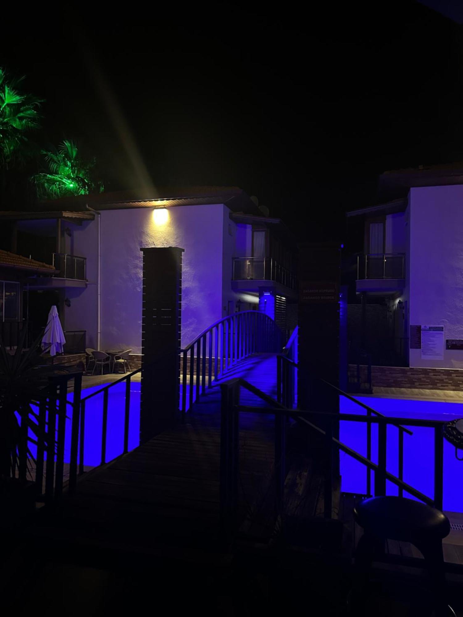 Dolphin Apart Otel Sarıgerme